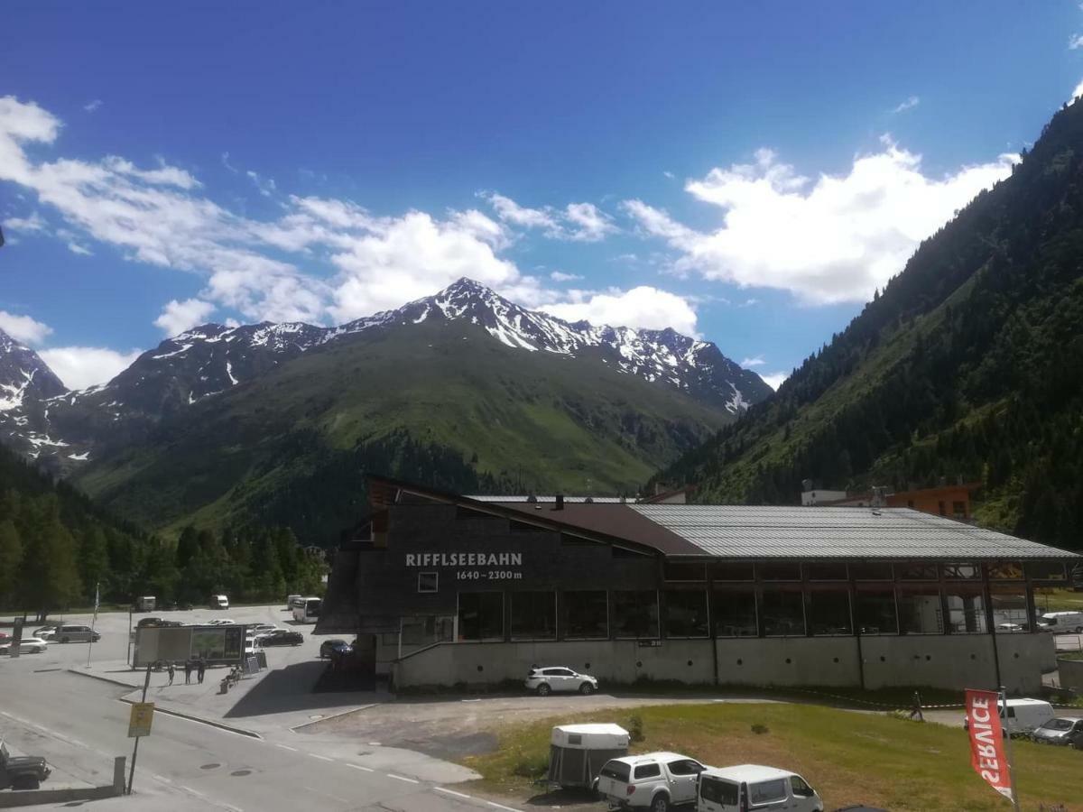 Haus Pechtl Hotel Sankt Leonhard im Pitztal Exterior photo